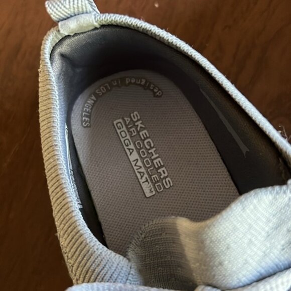 Skechers stretch women’s size 8 sneakers good condition gray cloth white… - Picture 9 of 9